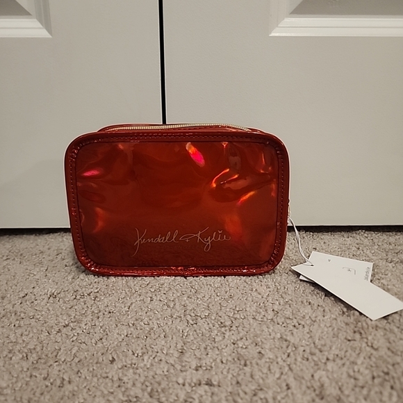 Kendall & Kylie Handbags - Kendall & Kylie Los Angeles Red Crossbody Bag Purse With Removable Strap